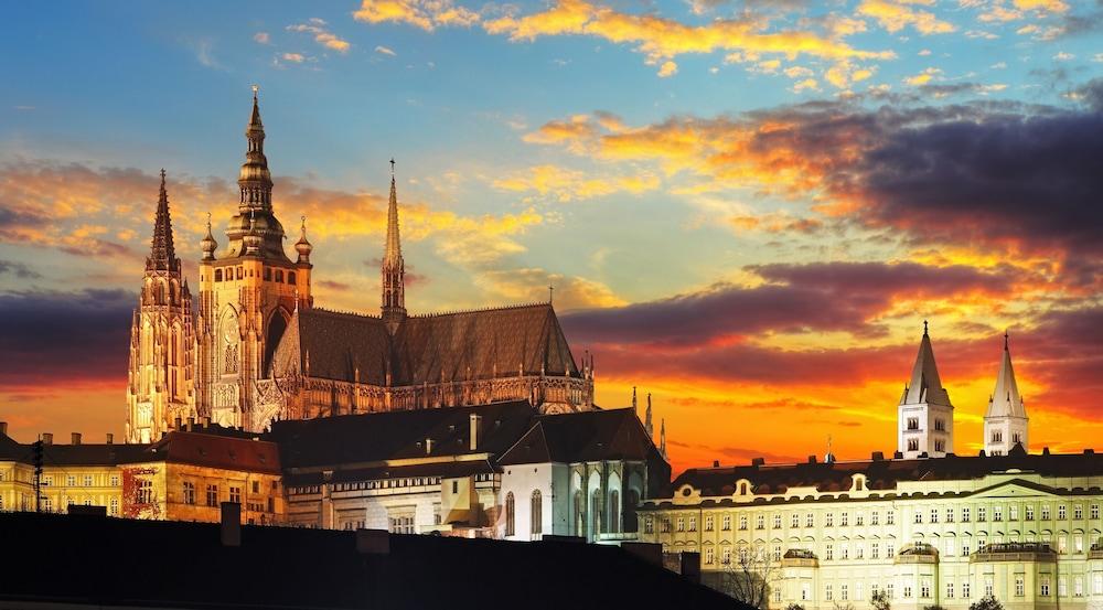 Vienna House By Wyndham Diplomat Prague Hotel Exterior foto