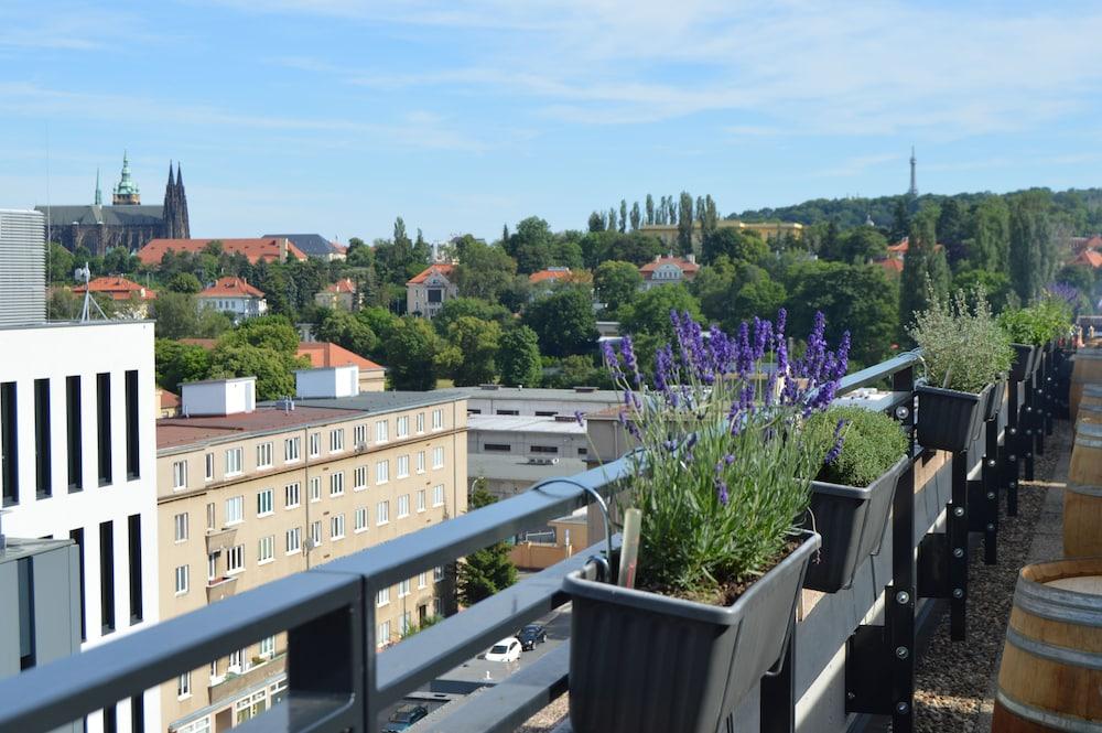 Vienna House By Wyndham Diplomat Prague Hotel Exterior foto
