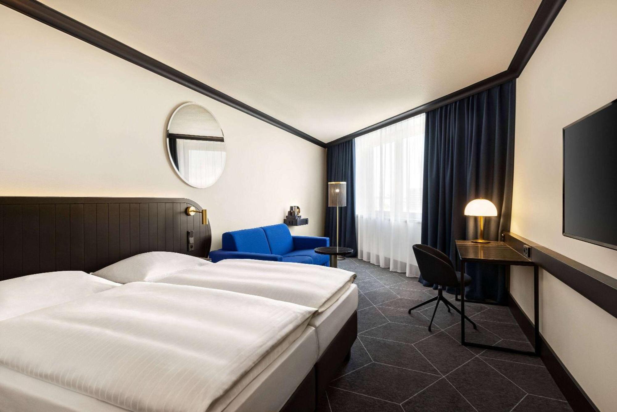 Vienna House By Wyndham Diplomat Prague Hotel Exterior foto